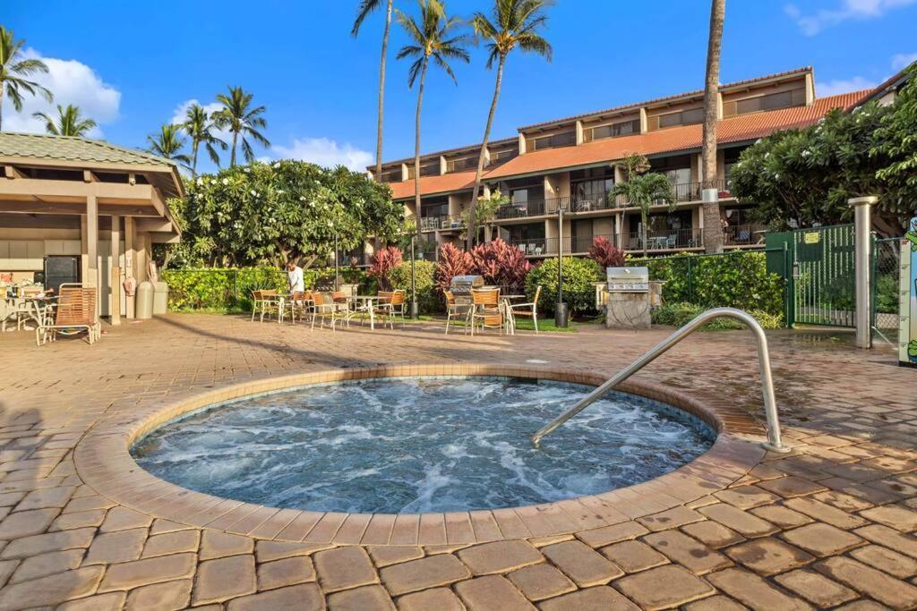 Magnificent Sunsets And Ocean Views At Luana Kai Apartment Kihei Exterior photo